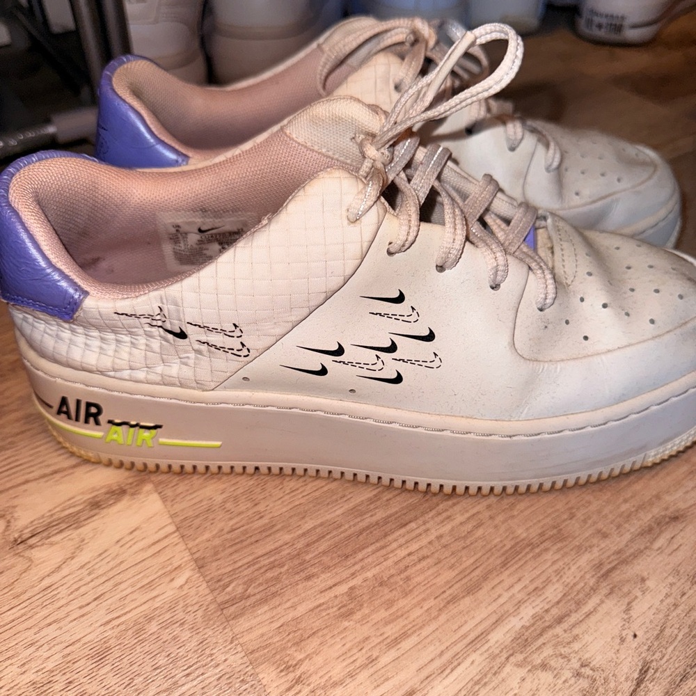 Nike Air Force 1 Sage Easter 2019 White Purple women Size 8